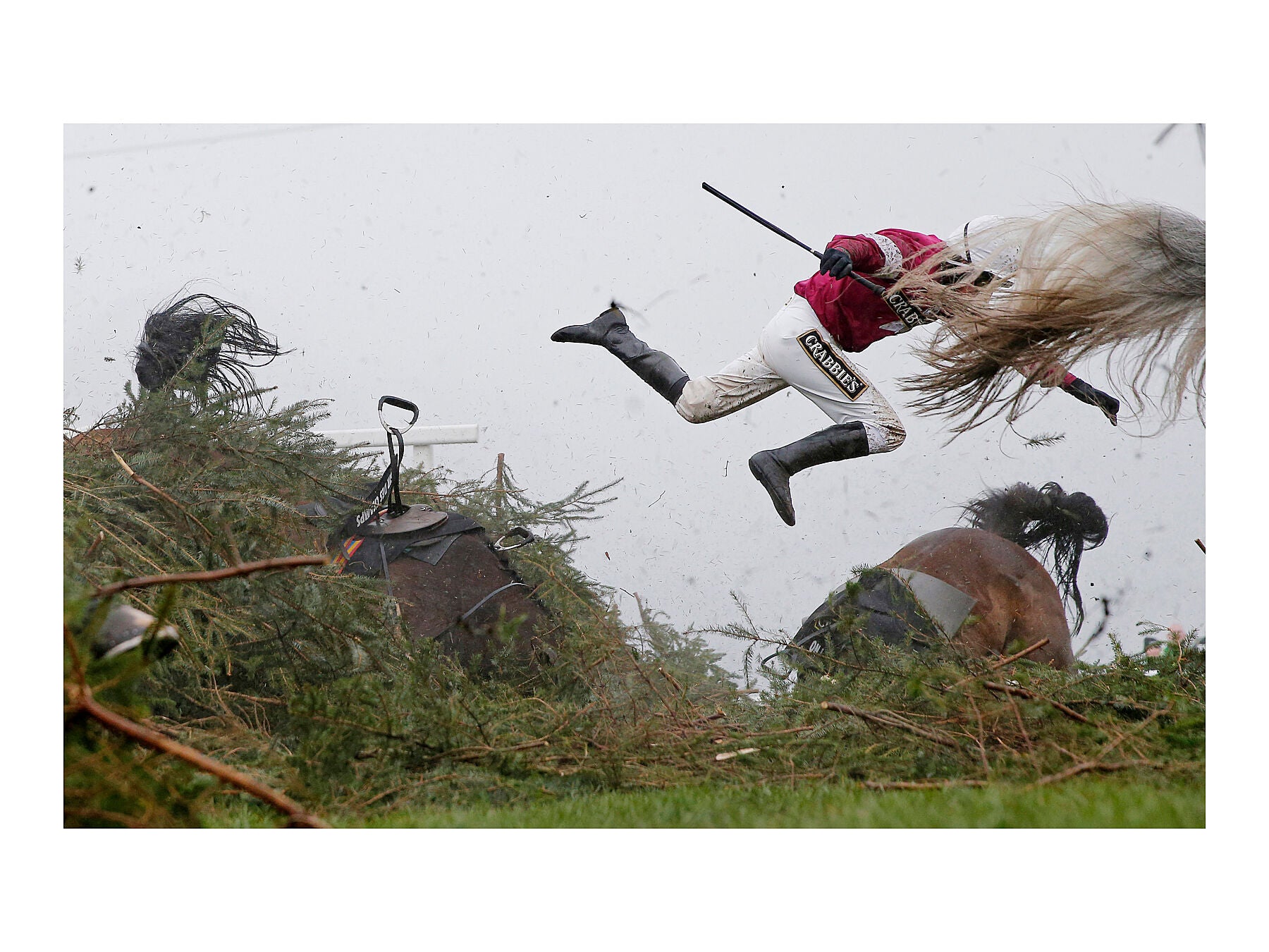 Carnage at the Chair, Grand National, Aintree – 9 April 2016